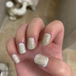 Nail Tique