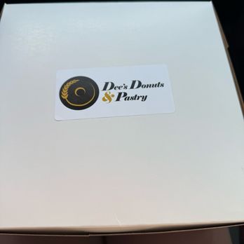Dee’s Donuts & Pastry - Dee's to go box - Donuts Near Me - Las Vegas, Nevada Dee’s Donuts & Pastry - Dee's to go box - Donuts Near Me - Las Vegas, Nevada