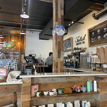 Foxtail Coffee - Lake Eola - Inside - Cafes Near Me - Orlando, Florida Foxtail Coffee - Lake Eola - Inside - Cafes Near Me - Orlando, Florida