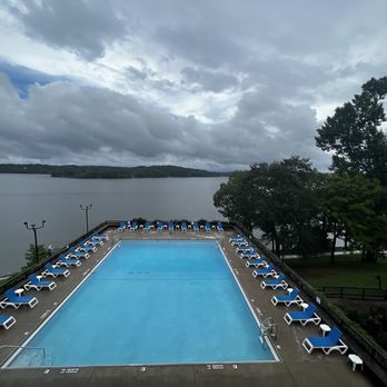 Windows On The Water - The view - New American Near Me - Cadiz, Kentucky Windows On The Water - The view - New American Near Me - Cadiz, Kentucky