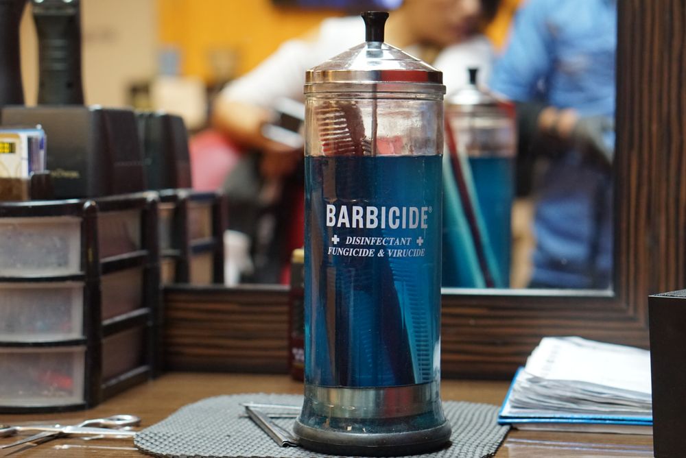 George's Barber Shop Logo