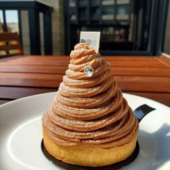 Duo Patisserie & Cafe - Desserts Near Me - Markham, Ontario