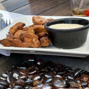 Bruno's Bar and Grill - Artichoke hearts - Sports Bars Near Me - Scotts Valley, California