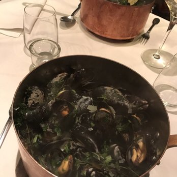 Spinola - Literally amazing - herb mussels - French Near Me - Bruges, VWV