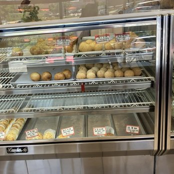 Lucky Bakery & BBQ - Bakeries Near Me - West Allis, Wisconsin