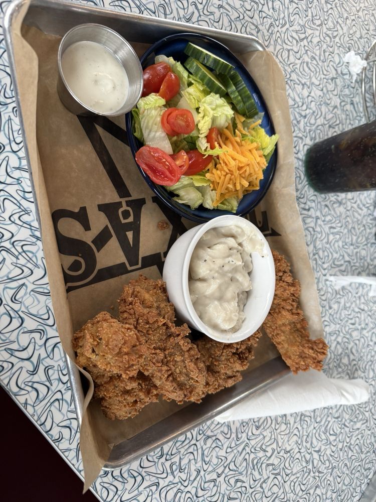 Hangar 6 Air Cafe Logo