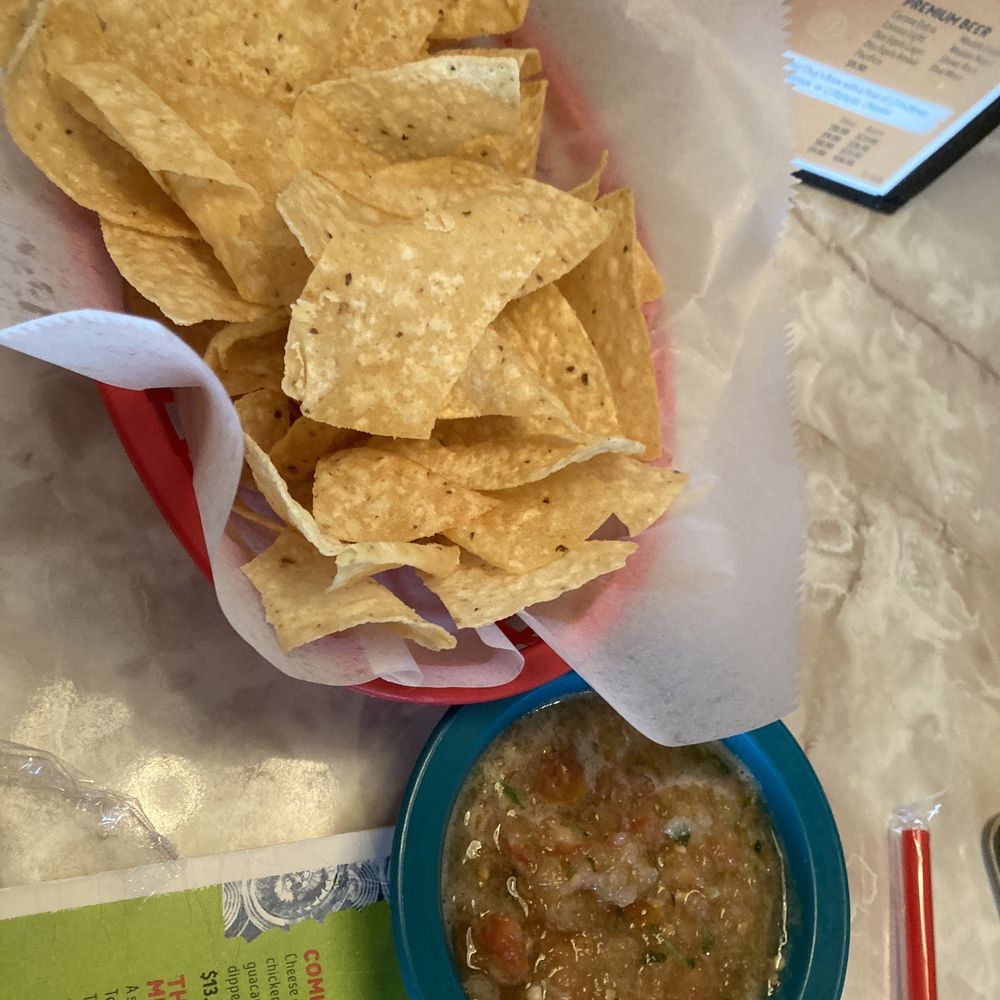 Chuy's - chips and salsa always free - Mexican Near Me - El Paso, Texas Chuy's - chips and salsa always free - Mexican Near Me - El Paso, Texas
