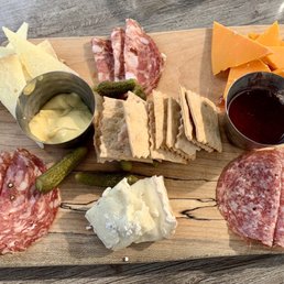 MEAT & CHEESE RESTAURANT AND FARM SHOP - Updated March 2025 - 486