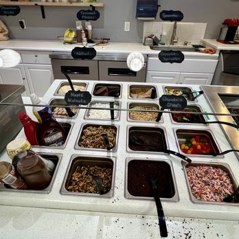 Yo-Delight - Toppings - Desserts Near Me - Teaneck, New Jersey