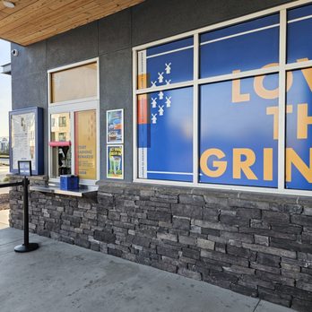 Dutch Bros Coffee - Juice Bars & Smoothies Near Me - Redlands, California