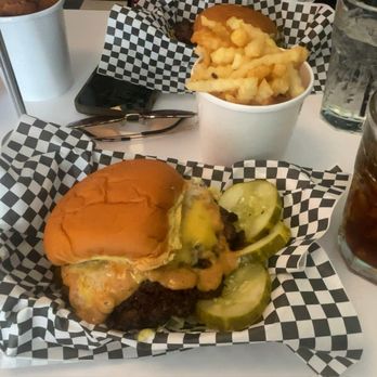 Archie's Flat Top - The Archie burger - Burgers Near Me - West Allis, Wisconsin
