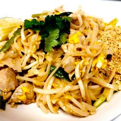 Thai Pepper Bloomington - Pad Thai