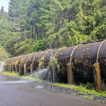 Toketee Falls - Wooden aqueduct - Landmarks & Historical Buildings Near Me