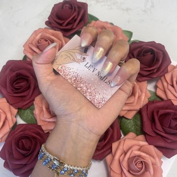Le V Nails  - full set - Nail Salons Near Me - Duarte, California