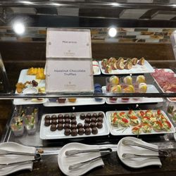 Crown Lounge - Harmony - Happy Hour