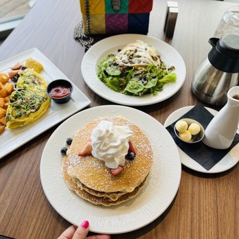 Borealis - Pancakes, Avocado Toast, Build Your Own Omelet!! It's breakfast for 1!! - Diners Near Me - Aurora, Colorado