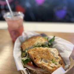 Parfait Paris - Turkey Club Sandwich
