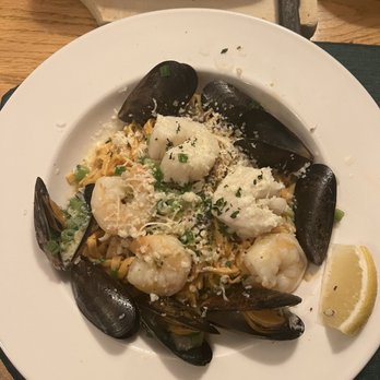 The Guides Inn - seafood linguine with homemade pasta, salad, baked French onion, and special appetizer from the chef (scallop in puff pastry) - French Near Me - Boulder Junction, Wisconsin