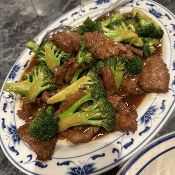 Golden Wok - Broccoli beef - Chinese Near Me - Grand Rapids, Michigan Golden Wok - Broccoli beef - Chinese Near Me - Grand Rapids, Michigan