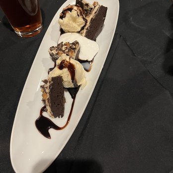 Swirl Wine Bar - Dessert! Don't miss it. - New American Near Me - Solon, Ohio Swirl Wine Bar - Dessert! Don't miss it. - New American Near Me - Solon, Ohio