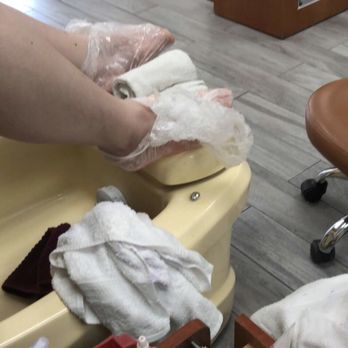 Legacy Nails - Paraffin wax treatment on the feet! Feels so good and moisturizing - Nail Salons Near Me - Baton Rouge, Louisiana