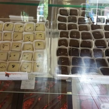 Kakao Chocolate - Kakao's window chocolates - Chocolatiers & Shops Near Me - Maplewood, Missouri