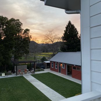 The Setting Inn - Balcony - Hotels Near Me - Napa, California