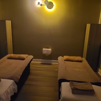 Wellness Foot Spa - Open service area, they do have private rooms - Massage Near Me - Chicago, Illinois