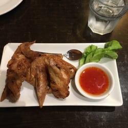 Let's Eat Thai - Deep fried chicken wings