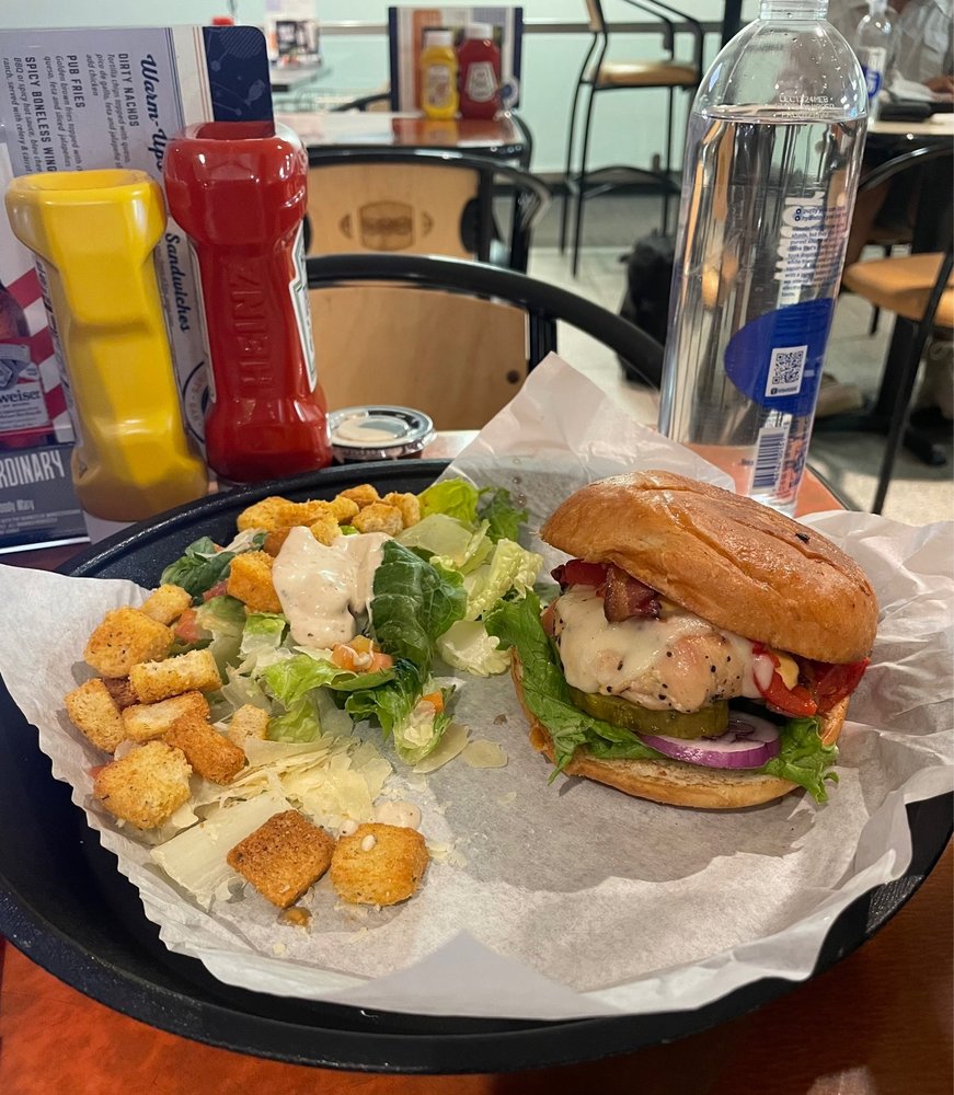 HOME TEAM SPORTS BAR & GRILL Updated September 2024 33 Photos & 32 Reviews 66616785