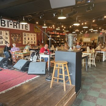 Fox & Locke - Stage and more seating - Comfort Food Near Me - Franklin, Tennessee Fox & Locke - Stage and more seating - Comfort Food Near Me - Franklin, Tennessee