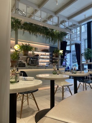 THE WELL Kitchen & Table by null