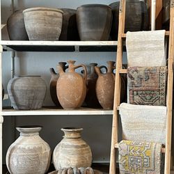 Anything Rustic - Ceramics. Clay pottery. Wood pots. Turkish rugs. Senufo stools.