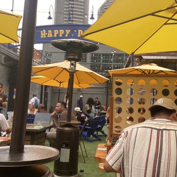 Happy Does Bar - Backyard BBQ hangout! So much fun, the vibe is such good times!!! Drinks are delicious food is fun. People  are fun. Would come back again - Bars Near Me - San Diego, California