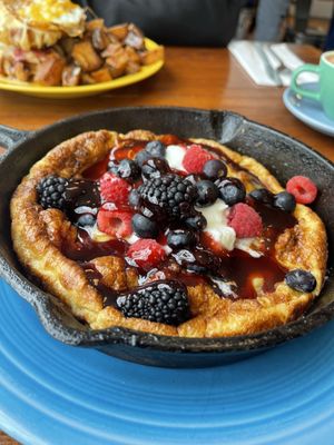 Henry’s On Clay by null