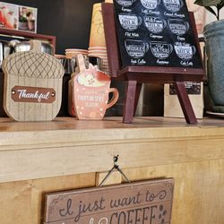 Evergreen Coffee - Cute signs