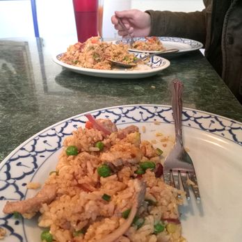 Phuket Thai Cafe - Combination Fried Rice (Shrimp, Chicken and Pork) - Thai Near Me - Mount Shasta, California