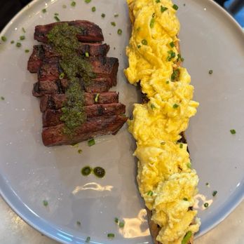 Le Mazet - Steak and eggs - Wine Bars Near Me - West Hartford, Connecticut