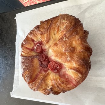 Izzio Bakery - Kouign Amann - Bakeries Near Me - Denver, Colorado