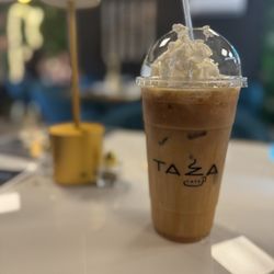 TAZA Cafe - Iced caramel latte