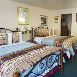 Columbine Inn - Our room! Very cute! Most comfortable bed ever!!!!!