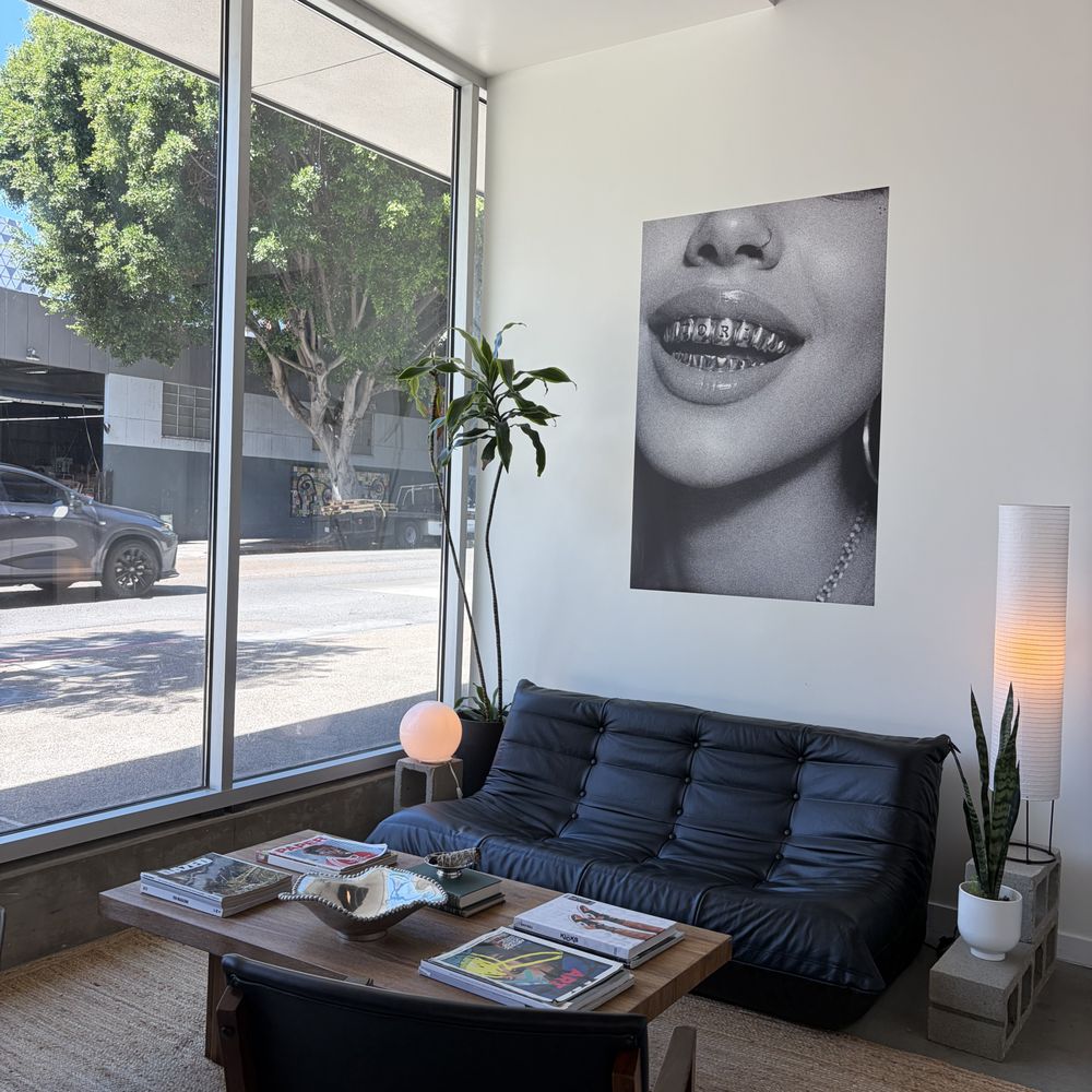 Tori Cafe - Minimalist lounge space with tons of natural light. - Coffee & Tea Near Me - San Diego, California Tori Cafe - Minimalist lounge space with tons of natural light. - Coffee & Tea Near Me - San Diego, California