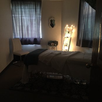Esthetics By Leigh - Facial room - Estheticians Near Me Esthetics By Leigh - Facial room - Estheticians Near Me
