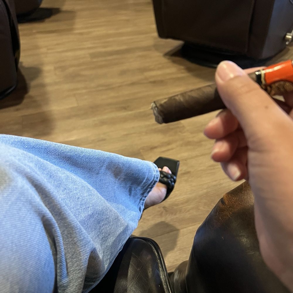 Richie helped us pick out the perfect cigars for us. The atmosphere is relaxing and everyone there is welcoming and friendly!