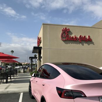 Chick-fil-A - Fast Food Near Me - Long Beach, California