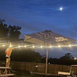 Rock Springs Bar & Grill - Outside seating