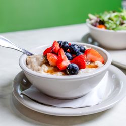 The Toasted Yolk Cafe