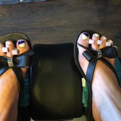 C'est La Vie Beauty Lounge - Cute!