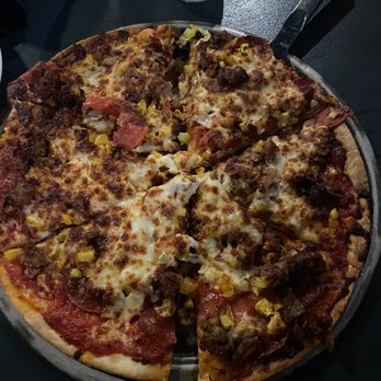 Binkleys Kitchen & Bar - Personal pizza - American Near Me - Indianapolis, Indiana