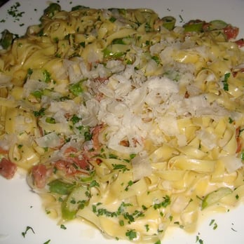 Pace - homemade tagliatelle con asparagi e prosciutto - Italian Near Me - Los Angeles, California